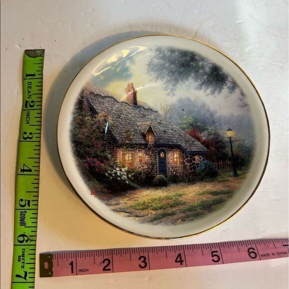 Thomas  Kinkade Plate Moonlight Cottage - Picture 5 of 5